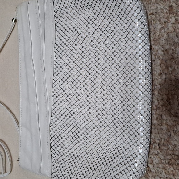 Whiting & Davis White Clutch Bag - Picture 2 of 4